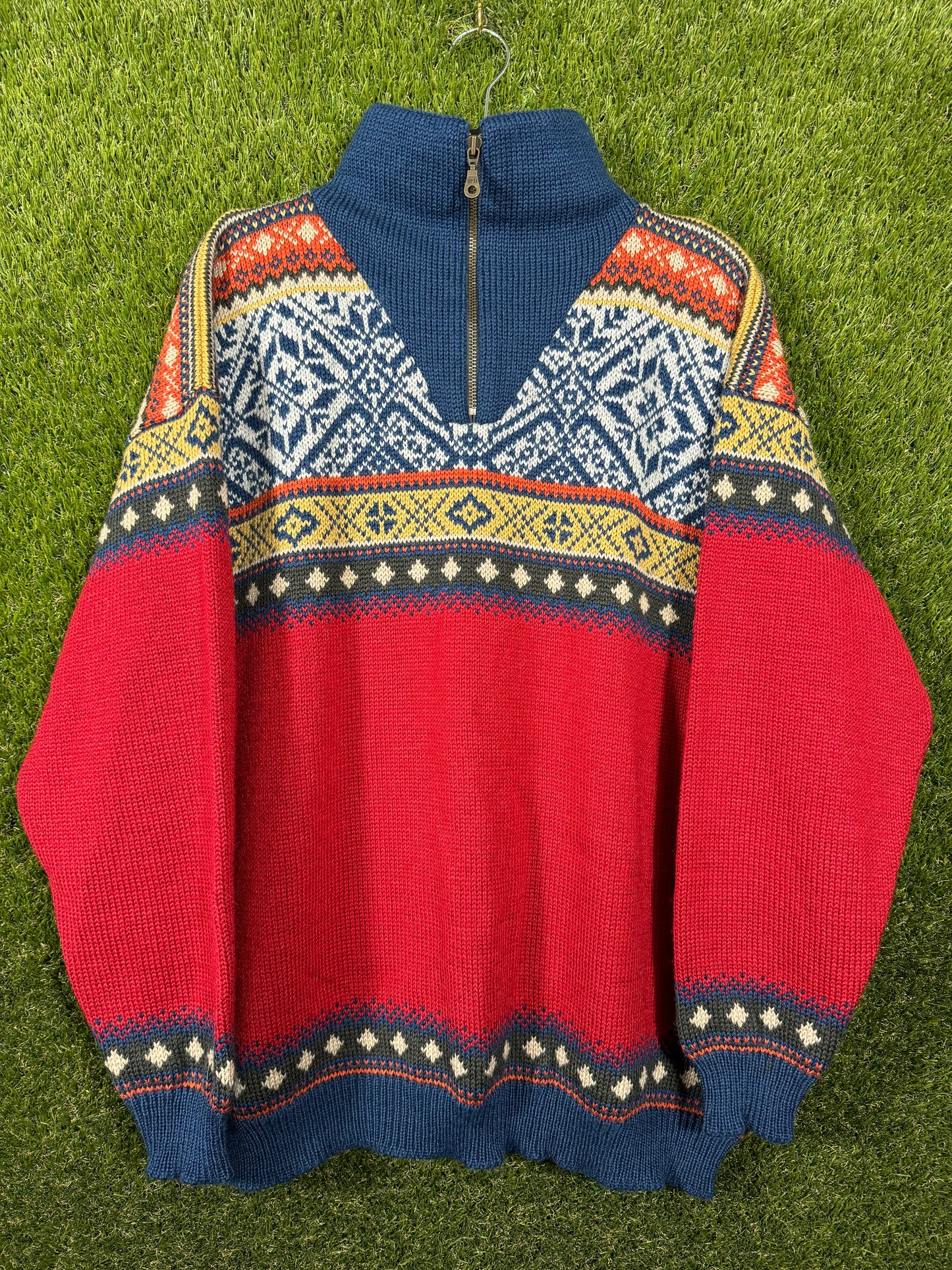 Norskwear Men's Multicolor Knit Sweater