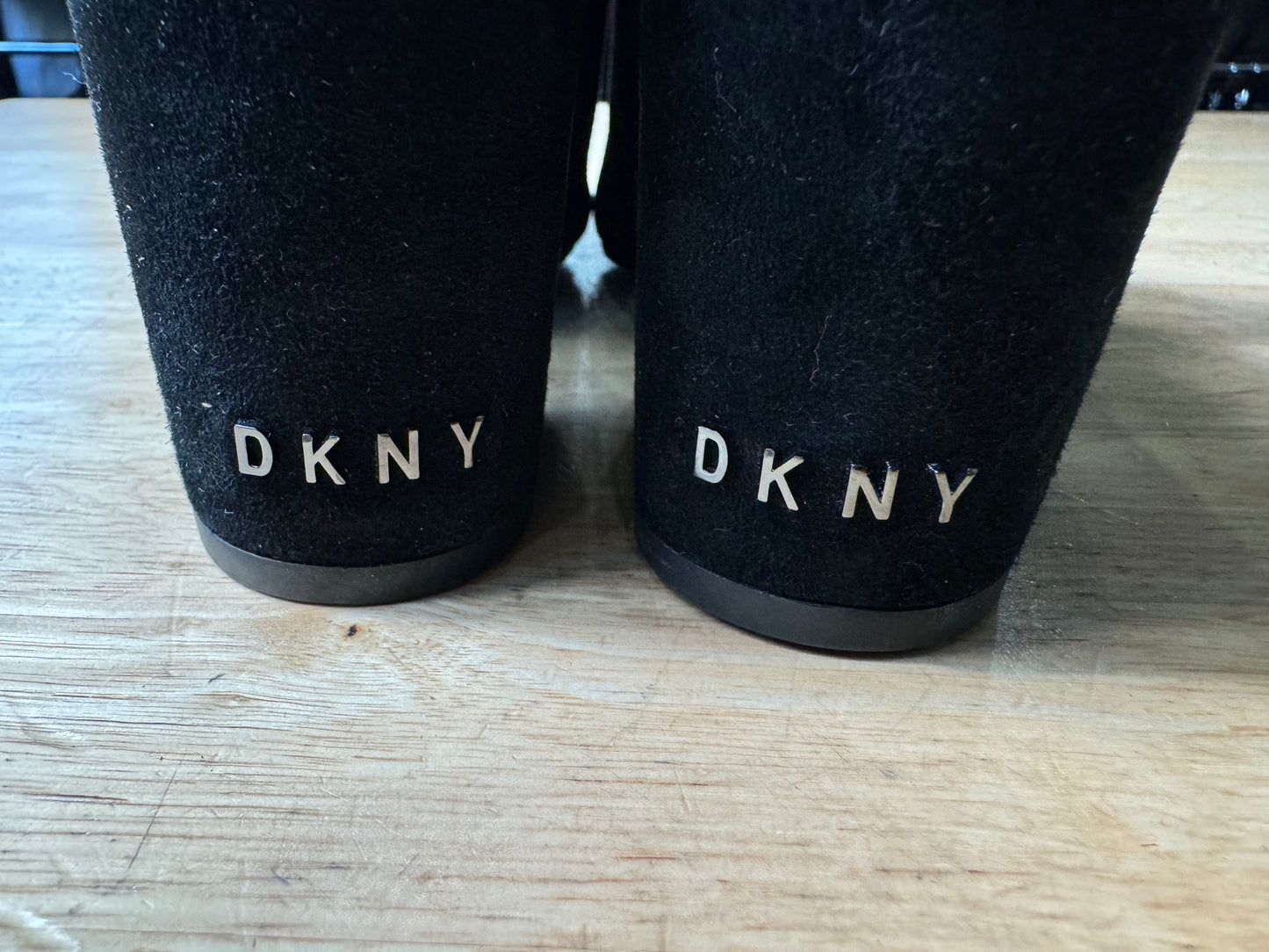 DKNY Women's Suede Black Heels